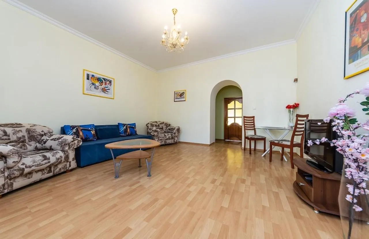 Alex Apartments Near Independence Square - Kiev Ukraine