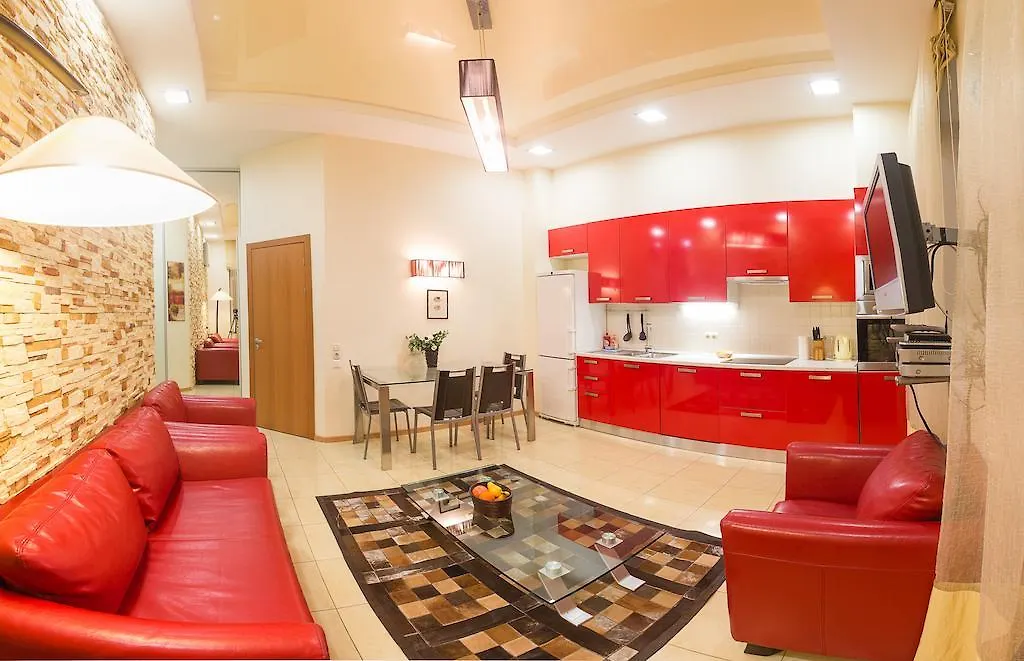 Alex Apartments Near Independence Square - Kiev
